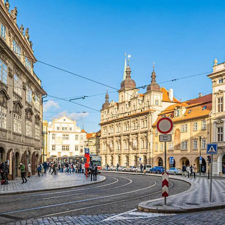 Bright Studio Close To Charles Bridge And Prague Castle Apartment Bagian luar foto